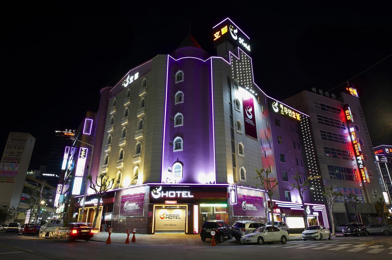S Hotel Gwangju Metropolitan City Exteriér fotografie